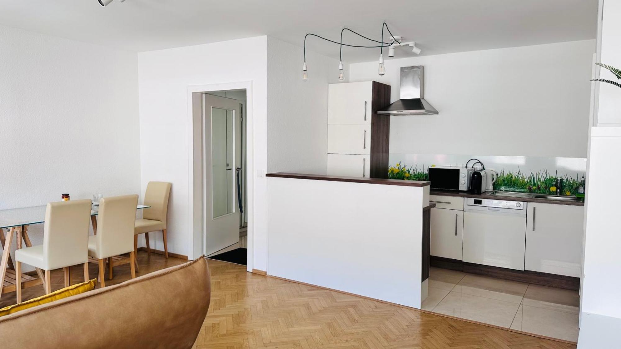 New - Cozy Apartment,Kitchen,Netflix And More เอสเซน ภายนอก รูปภาพ